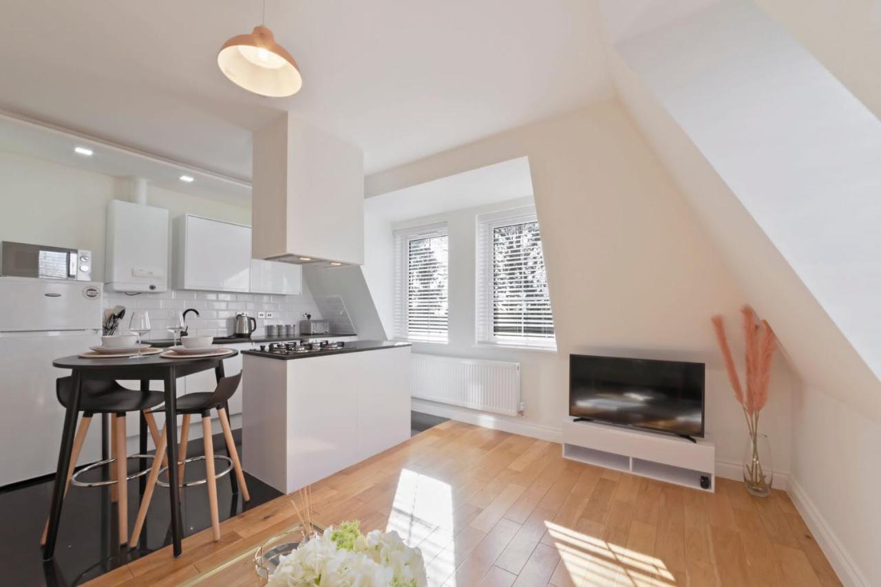 Spacious One Bed Loft Apartment Birchanger Екстериор снимка