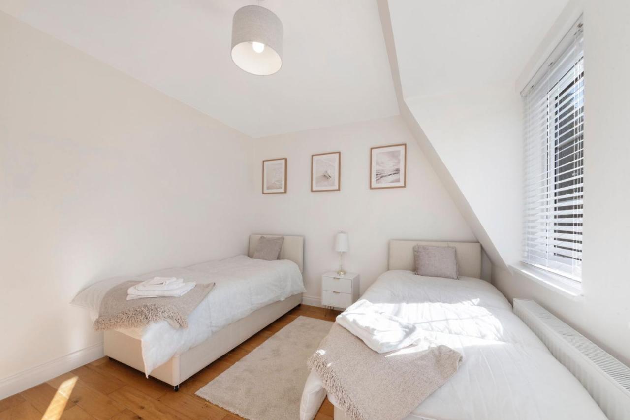 Spacious One Bed Loft Apartment Birchanger Екстериор снимка
